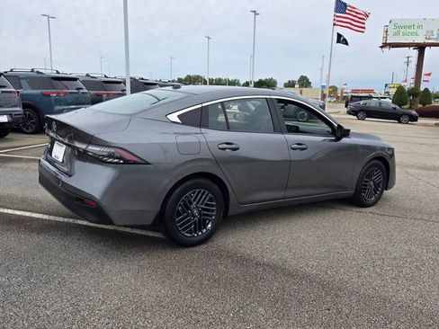 New 2026 Nissan Sentra SV w/ Floor Mat Package FWD image 12