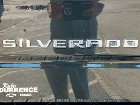 Used 2021 Chevrolet Silverado 1500 RST image 14