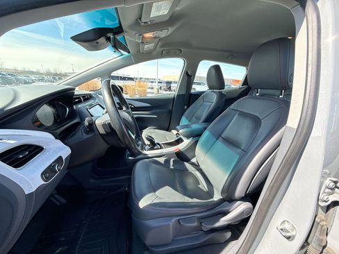 Used 2021 Chevrolet Bolt Premier w/ Infotainment Package image 12