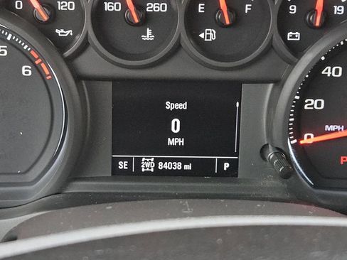 Used 2022 Chevrolet Silverado 1500 Custom image 19