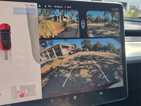 Used 2023 Tesla Model Y Long Range image 11