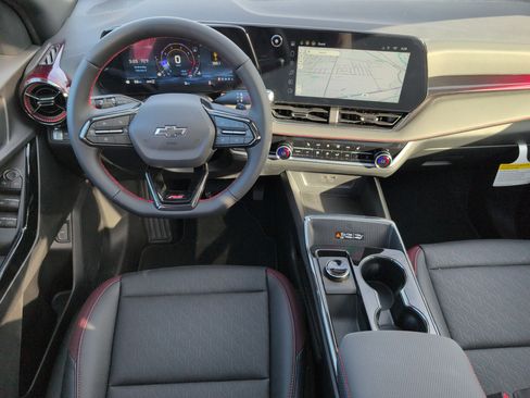 New 2026 Chevrolet Equinox RS w/ Safety and Technology Package image 30