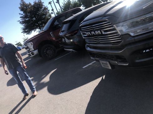 Used 2022 RAM 2500 Laramie image 2