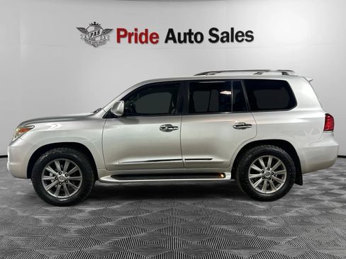 Used 2011 Lexus LX 570 4WD w/ Luxury Pkg image 4