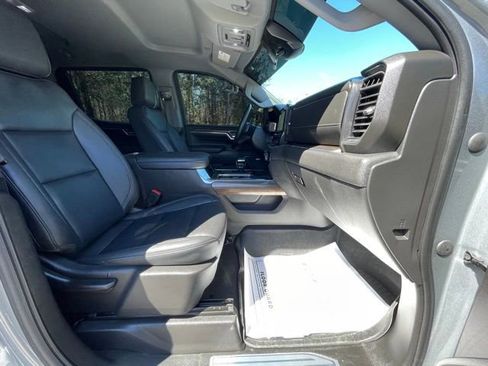 Used 2024 Chevrolet Silverado 1500 LT Trail Boss w/ Convenience Package II AWD/4WD image 26