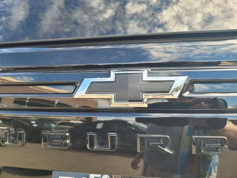 Used 2024 Chevrolet Suburban High Country w/ Max Trailering Package AWD/4WD image 7