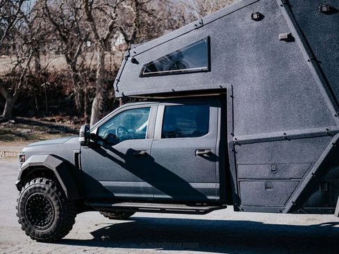 Used 2022 Ford F550 4x4 Crew Cab Super Duty w/ Power Equipment Group image 70