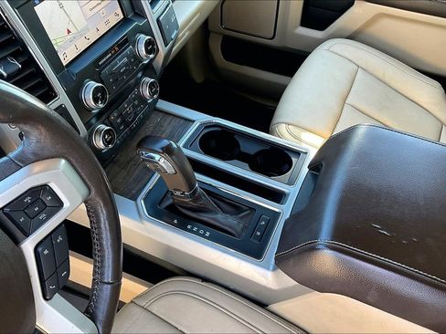 Used 2019 Ford F150 Lariat w/ Equipment Group 502A Luxury image 15