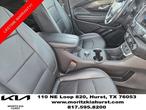 Used 2024 GMC Terrain SLT AWD/4WD image 19
