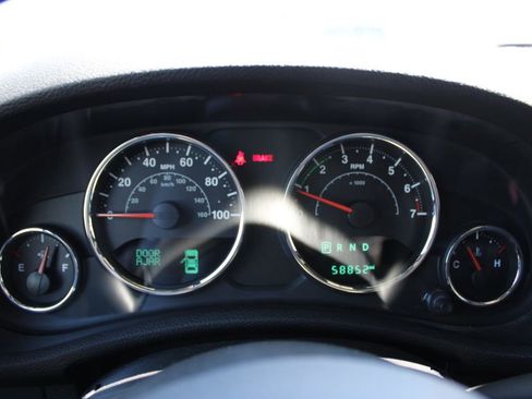 Used 2018 Jeep Wrangler Sport AWD/4WD image 21