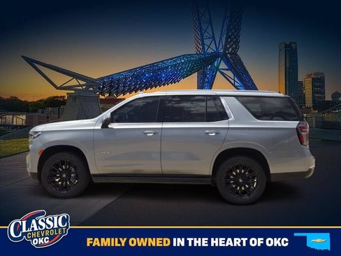 Used 2023 Chevrolet Tahoe Premier AWD/4WD image 4