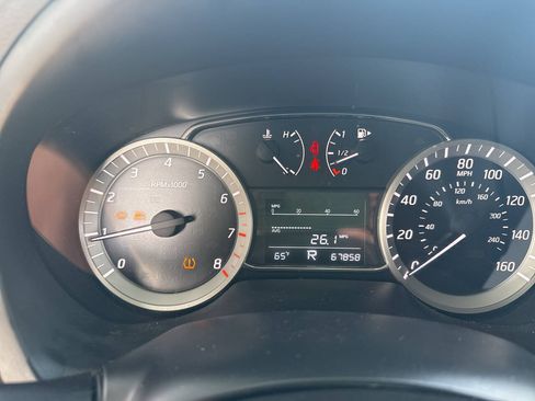 Used 2015 Nissan Sentra SL w/ SL Premium Package FWD image 20