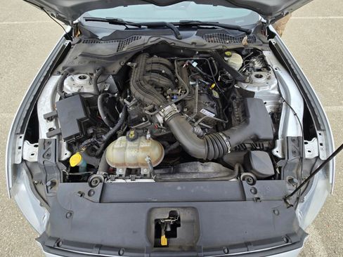 Used 2016 Ford Mustang Convertible w/ Equipment Group 051A image 9