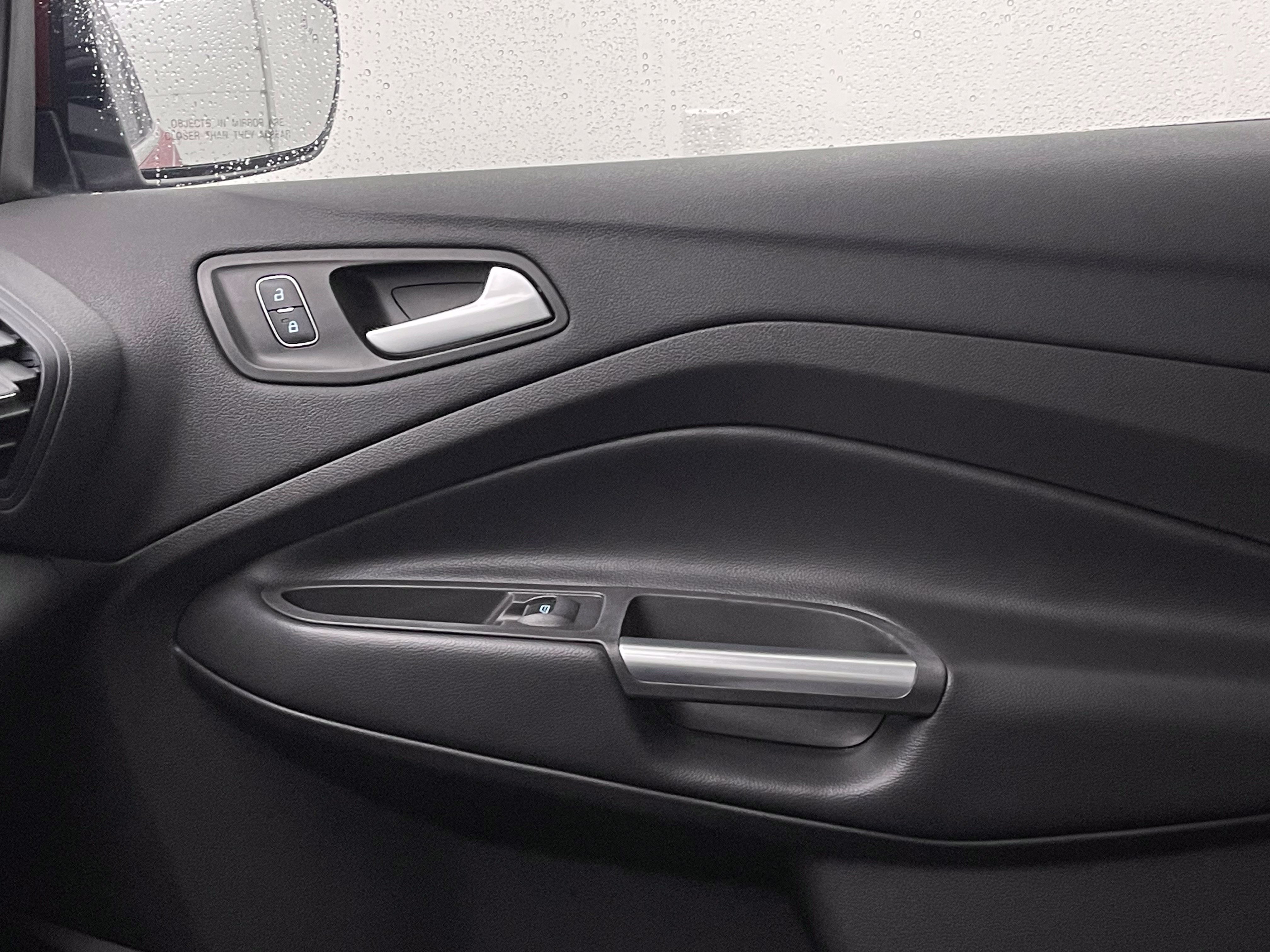 Used 2019 Ford Escape SEL AWD/4WD image 44