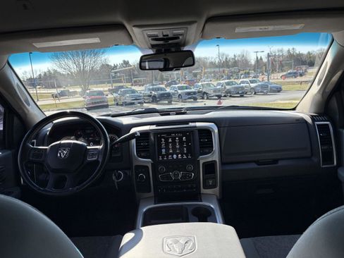 Used 2017 RAM 2500 Big Horn w/ Sport Appearance Group image 10