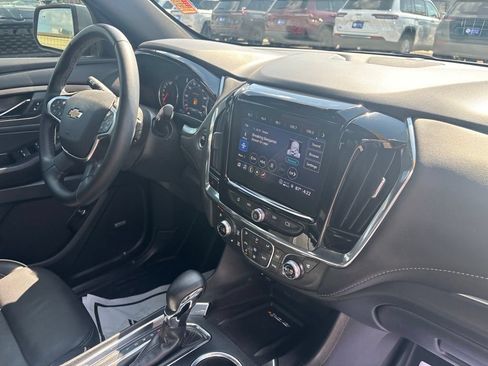 Used 2023 Chevrolet Traverse Premier AWD/4WD image 50