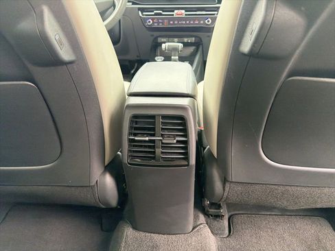 Used 2023 Kia Niro EX FWD image 16