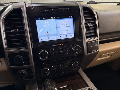 Used 2017 Ford F150 Lariat image 17