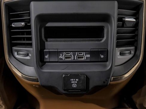Used 2020 RAM 2500 Limited AWD/4WD image 37
