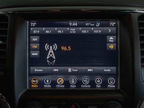 Used 2018 Jeep Grand Cherokee Limited w/ Luxury Group II RWD image 9