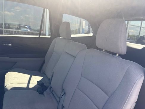 Used 2016 Honda Pilot EX image 36