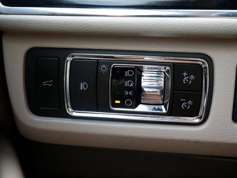 Used 2023 Lincoln Navigator Reserve image 18