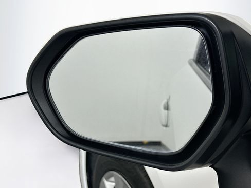 Used 2024 Toyota Corolla LE FWD image 31