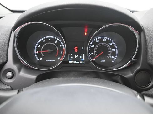Used 2025 Mitsubishi Outlander Sport AWD image 3