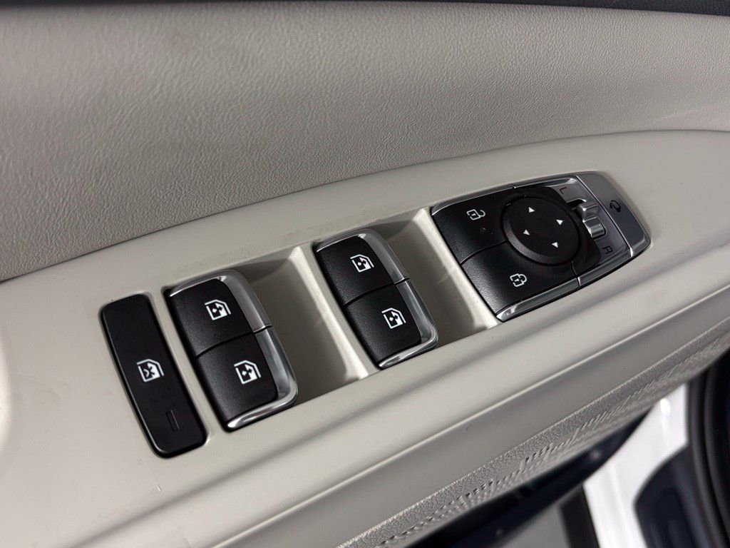 New 2026 Kia Carnival EX FWD image 14