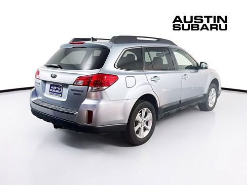 Used 2014 Subaru Outback 3.6R Limited w/ Moonroof Package image 7