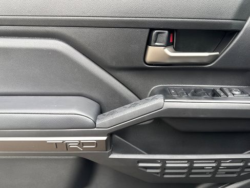 New 2025 Toyota Tacoma TRD Off-Road image 11