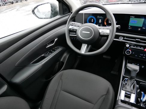 Used 2026 Hyundai Tucson SEL image 8