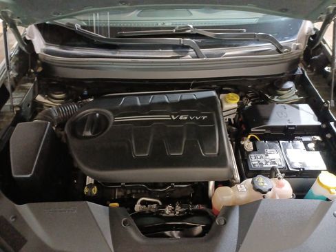 Used 2019 Jeep Cherokee Trailhawk image 17