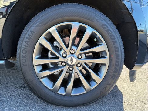 Used 2021 Ford Expedition Limited image 14