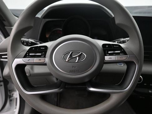 Certified 2021 Hyundai Elantra SEL FWD image 13