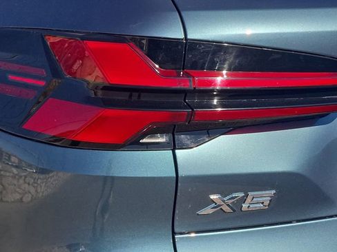 Used 2024 BMW X5 sDrive40i w/ Parking Assistance Package image 10