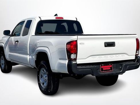 Used 2023 Toyota Tacoma SR RWD image 12