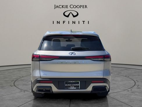 Certified 2025 INFINITI QX60 Luxe image 4