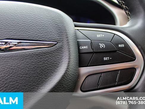 Used 2023 Chrysler Voyager LX FWD image 23