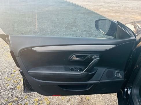 Used 2014 Volkswagen CC Sport image 17