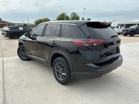 Used 2025 Nissan Rogue S FWD image 5