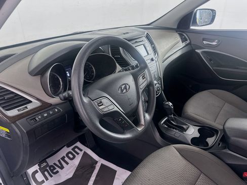 Used 2017 Hyundai Santa Fe Sport FWD image 9