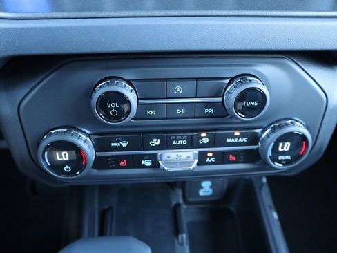 New 2025 Ford Bronco Big Bend image 7