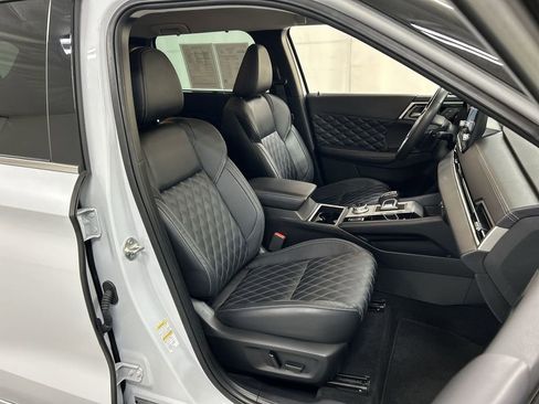 Used 2023 Mitsubishi Outlander SEL image 24