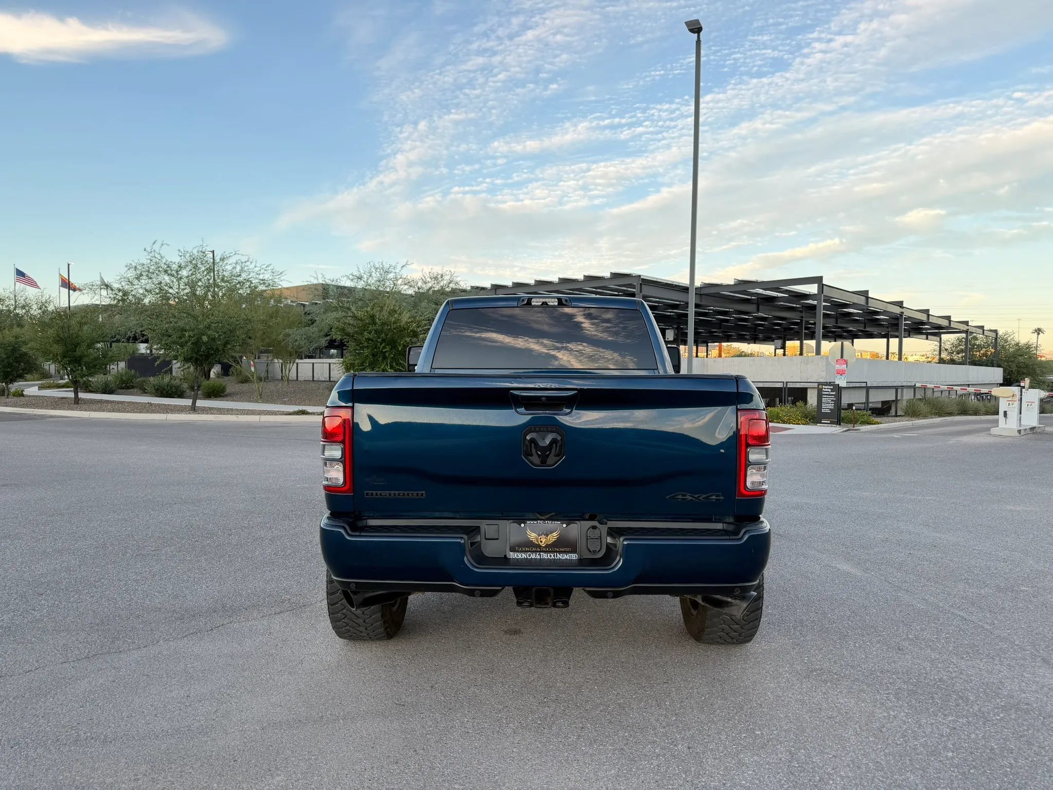 Used 2023 RAM 2500 Big Horn w/ Night Edition AWD/4WD image 6