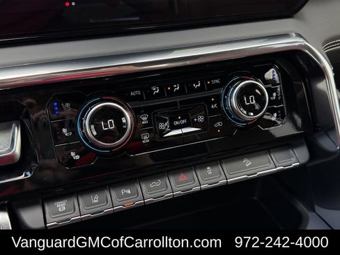 New 2026 GMC Sierra 2500 Denali Ultimate AWD/4WD image 16