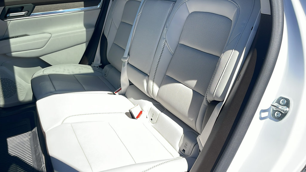 New 2027 GMC Terrain Denali w/ LPO, Floor Liner Package AWD/4WD image 15