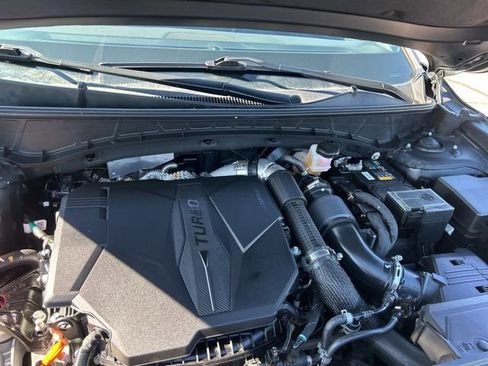 Used 2024 Hyundai Santa Cruz Limited image 35