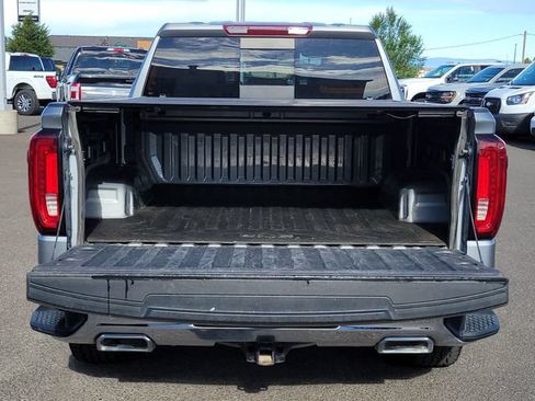 Used 2023 GMC Sierra 1500 SLT w/ SLT Convenience Package AWD/4WD image 12