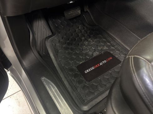 Used 2020 GMC Sierra 1500 SLT w/ X31 Off-Road Package image 14